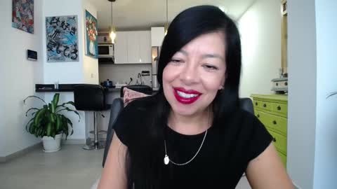 vero_milf online show from January 19, 2025, 10:28 pm