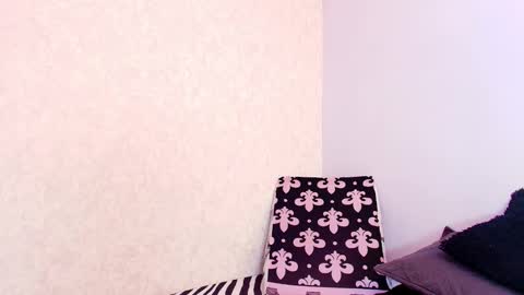 Snapshot of vero_temptation chatting on October 1, 2025, 3:12 am Vero online show from October 1, 2025, 3:12 am