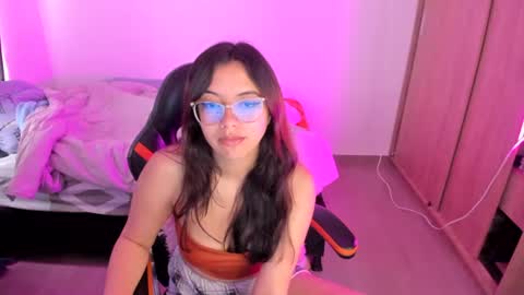 Snapshot of verolake chatting on July 24, 2026, 4:05 pm Verolake online show from July 24, 2026, 4:05 pm