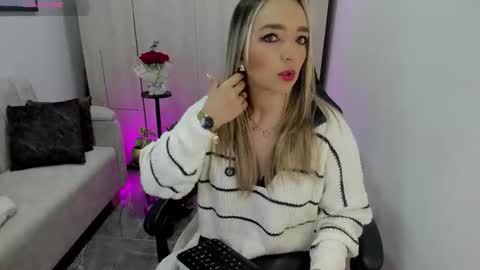 Catalina online show from February 17, 2026, 11:18 am