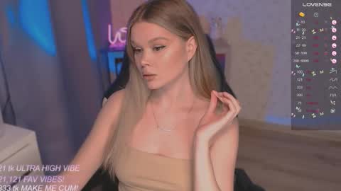 Snapshot of veronaaura chatting on October 5, 2025, 11:46 pm Tiffany online show from October 5, 2025, 11:46 pm