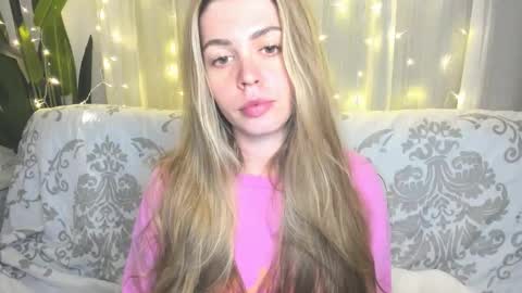 Lolitalolz online show from February 24, 2026, 9:24 pm