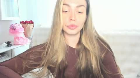 Lolitalolz online show from March 11, 2026, 4:13 pm