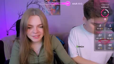 Snapshot of veronica_bubble chatting on September 29, 2025, 7:08 pm Ronni online show from September 29, 2025, 7:08 pm