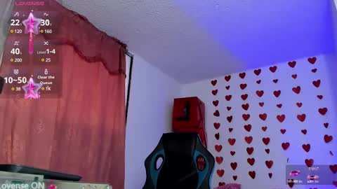 Snapshot of veronica_meller chatting on February 14, 2025, 12:14 pm Veronica online show from February 14, 2025, 12:14 pm