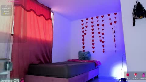 Snapshot of veronica_meller chatting on February 26, 2025, 12:14 pm Veronica online show from February 26, 2025, 12:14 pm