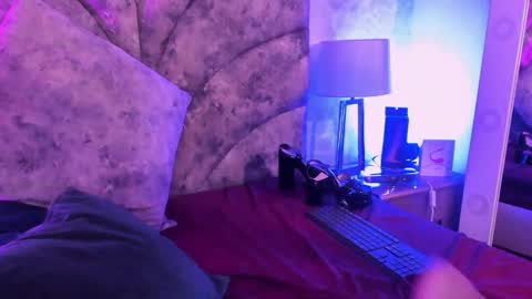 Veronica Olson online show from February 12, 2025, 10:03 am