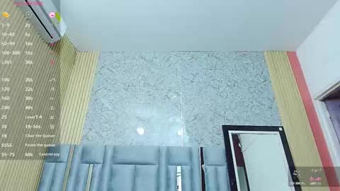 Veronica online show from September 19, 2025, 12:39 pm