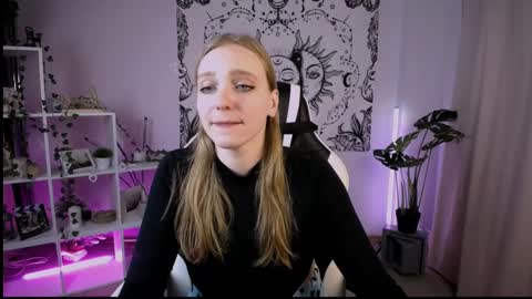 VERONICA online show from March 2, 2025, 5:58 pm