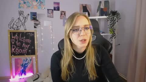 VERONICA online show from March 6, 2025, 9:09 pm