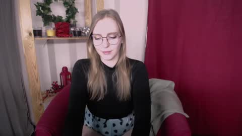 VERONICA online show from March 8, 2025, 1:50 am