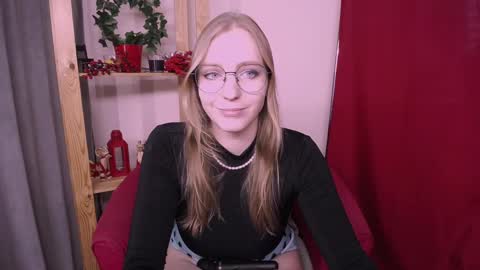 VERONICA online show from March 12, 2025, 3:35 am