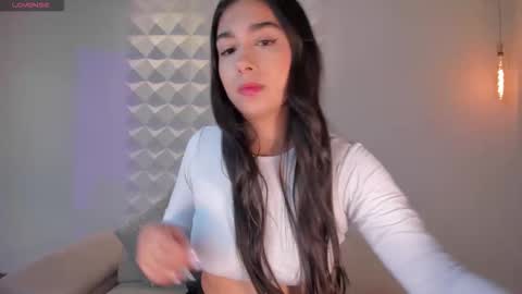 Snapshot of veronicablue1 chatting on September 14, 2025, 11:09 am Vero  online show from September 14, 2025, 11:09 am