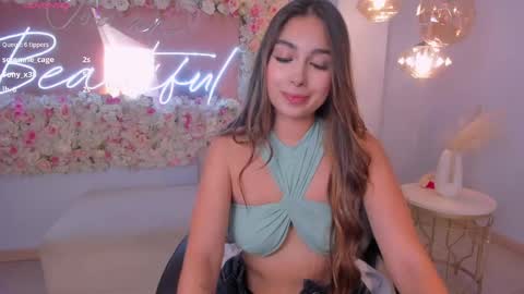 Snapshot of veronicablue1 chatting on May 11, 2026, 2:45 pm Vero online show from May 11, 2026, 2:45 pm