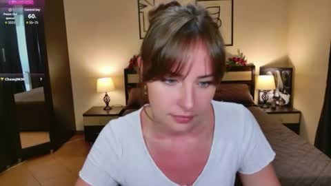 Snapshot of veronicafreman chatting on June 13, 2026, 5:27 am Veronica online show from June 13, 2026, 5:27 am