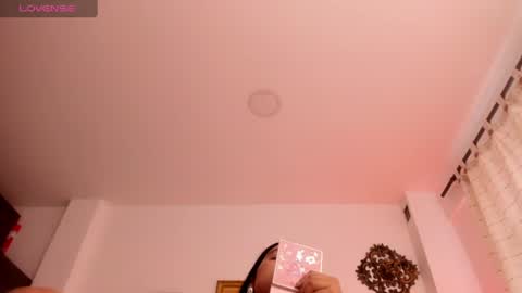 Snapshot of veronicagilss chatting on July 30, 2026, 7:02 pm Veronica Gills online show from July 30, 2026, 7:02 pm