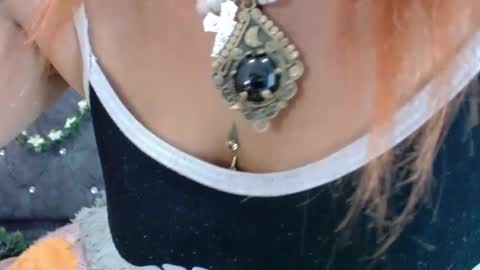 veronicaqueen2 online show from October 7, 2025, 10:18 pm