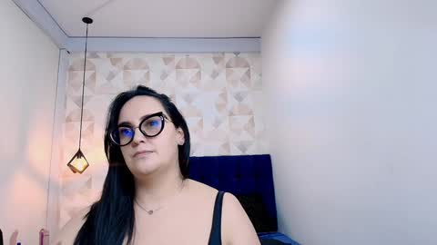 veroniicabbw online show from December 27, 2024, 6:31 pm