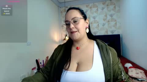 Snapshot of veroniicabbw chatting on October 2, 2025, 12:12 pm veroniicabbw online show from October 2, 2025, 12:12 pm