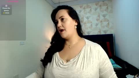 Snapshot of veroniicabbw chatting on October 7, 2025, 12:02 pm veroniicabbw online show from October 7, 2025, 12:02 pm