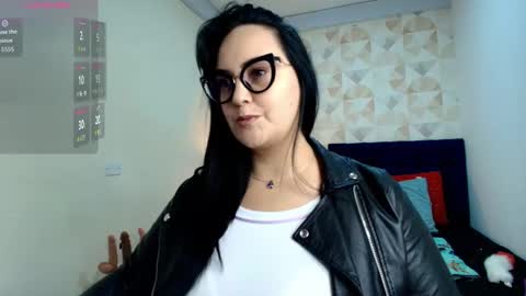 Snapshot of veroniicabbw chatting on October 9, 2025, 12:03 pm veroniicabbw online show from October 9, 2025, 12:03 pm