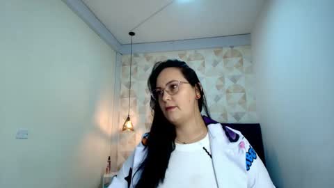 Snapshot of veroniicabbw chatting on October 16, 2025, 12:06 pm veroniicabbw online show from October 16, 2025, 12:06 pm