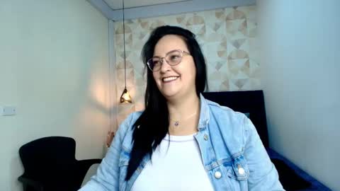 Snapshot of veroniicabbw chatting on October 17, 2025, 12:08 pm veroniicabbw online show from October 17, 2025, 12:08 pm
