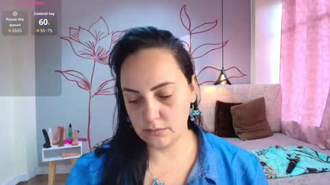 veroniicabbw online show from December 2, 2025, 12:10 pm