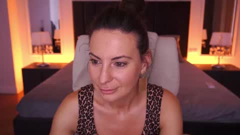 Veronica online show from July 13, 2026, 6:27 am