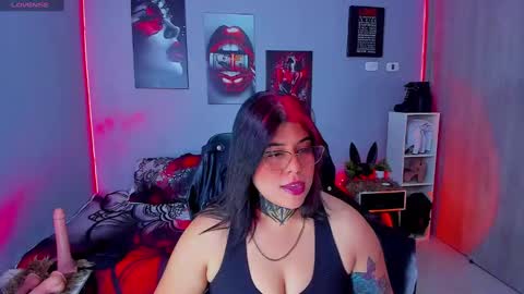 Miss Veronika online show from September 8, 2025, 7:13 pm