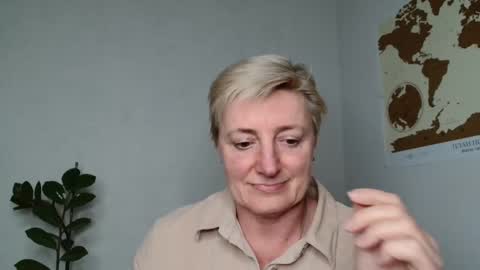 Snapshot of verony_ chatting on March 12, 2025, 3:18 pm verony_ online show from March 12, 2025, 3:18 pm