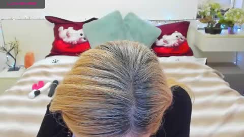 VerraSweet4u online show from December 7, 2024, 9:17 am