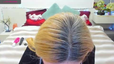 VerraSweet4u online show from December 10, 2024, 5:39 am