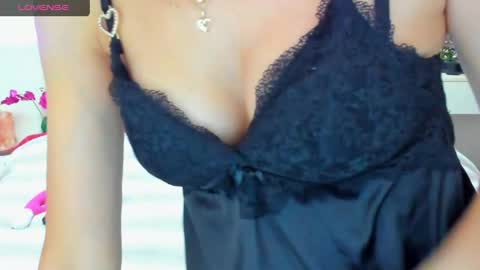 Snapshot of verrasweet4u chatting on April 29, 2026, 2:48 am VerraSweet4u online show from April 29, 2026, 2:48 am