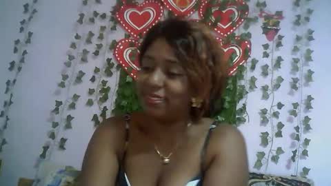 Snapshot of verronique1511 chatting on October 23, 2025, 5:55 pm verronique1511 online show from October 23, 2025, 5:55 pm