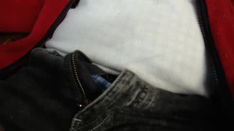 Erik online show from March 4, 2025, 10:46 am