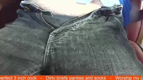 Erik online show from December 21, 2025, 9:27 am