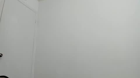 verysassypeachgoddess online show from May 15, 2026, 12:34 pm