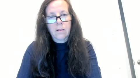 verysassypeachgoddess online show from June 22, 2026, 12:35 pm