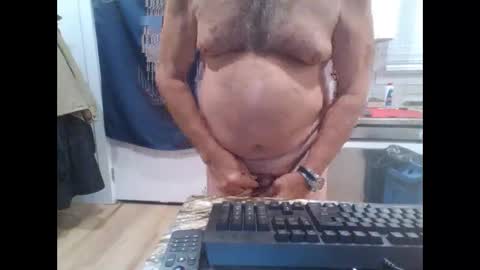 Snapshot of verysmallpeni chatting on December 22, 2024, 9:53 pm verysmallpeni online show from December 22, 2024, 9:53 pm