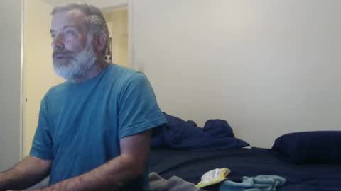 hairy man online show from February 26, 2025, 1:11 am