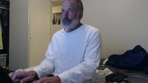 hairy man online show from March 7, 2025, 2:15 am