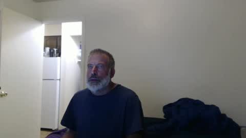 Snapshot of veryveryhairmanindenver chatting on October 6, 2025, 11:46 pm hairy man online show from October 6, 2025, 11:46 pm