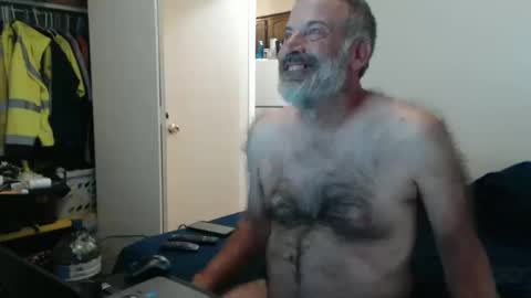 Snapshot of veryveryhairmanindenver chatting on October 11, 2025, 11:58 pm hairy man online show from October 11, 2025, 11:58 pm