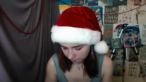 Snapshot of veryveryvery_shy chatting on December 26, 2024, 9:55 am veryveryvery_shy online show from December 26, 2024, 9:55 am