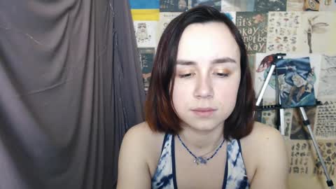 Snapshot of veryveryvery_shy chatting on January 17, 2025, 10:00 am veryveryvery_shy online show from January 17, 2025, 10:00 am