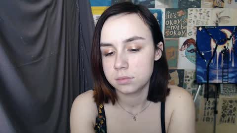 Snapshot of veryveryvery_shy chatting on February 20, 2025, 12:47 pm veryveryvery_shy online show from February 20, 2025, 12:47 pm