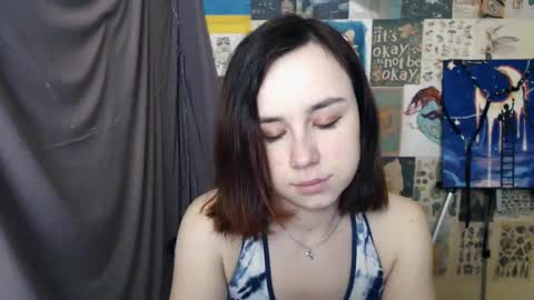 Snapshot of veryveryvery_shy chatting on February 22, 2025, 6:28 am veryveryvery_shy online show from February 22, 2025, 6:28 am