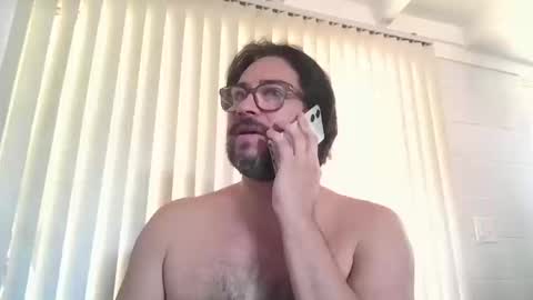 vesturelove online show from October 17, 2025, 10:45 pm