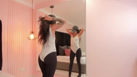 vexa online show from April 21, 2026, 1:06 pm